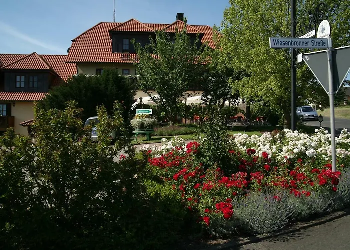 Hotel Gasthof Zum Rodelseer Schwan